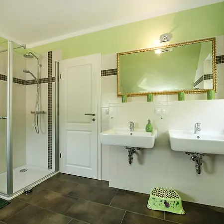 Holiday Nele Holiday home Sellin (Rugen)